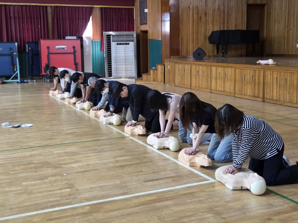 경*공*고등학교 교직원 대상 심폐소생술 등 구조 및 응급처치 안전교육