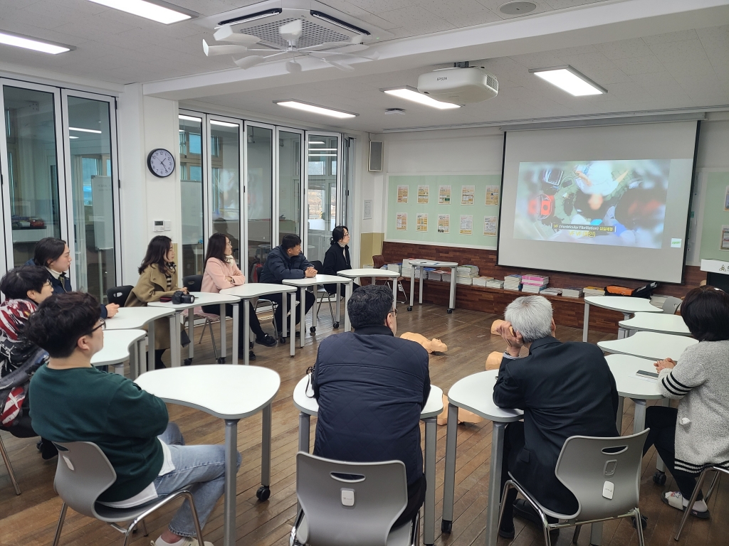 창*녕성*중학교 교직원 대상 심폐소생술 등 구조 및 응급처치 안전교육