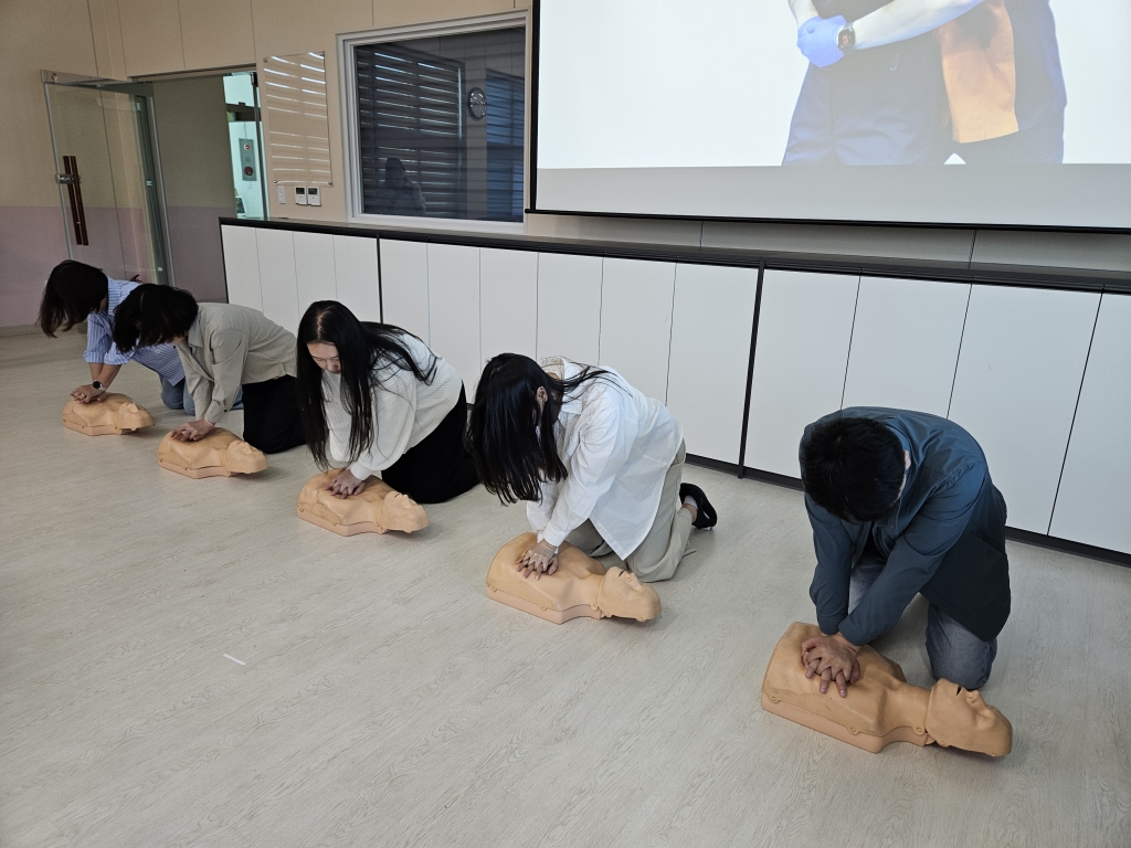 창*계*초등학교 교직원 대상 심폐소생술 등 구조 및 응급처치 안전교육