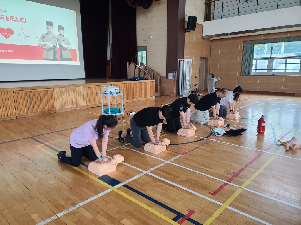 대*남*초등학교 교직원 대상 심폐소생술 등 구조 및 응급처치 안전교육